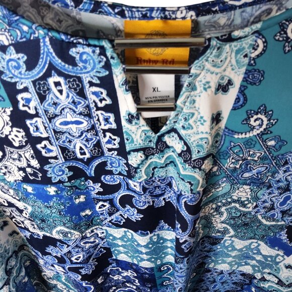 Ruby Lane Womens Wrinkle Free Aqua Blue Paisley Blouse. - Picture 3 of 3